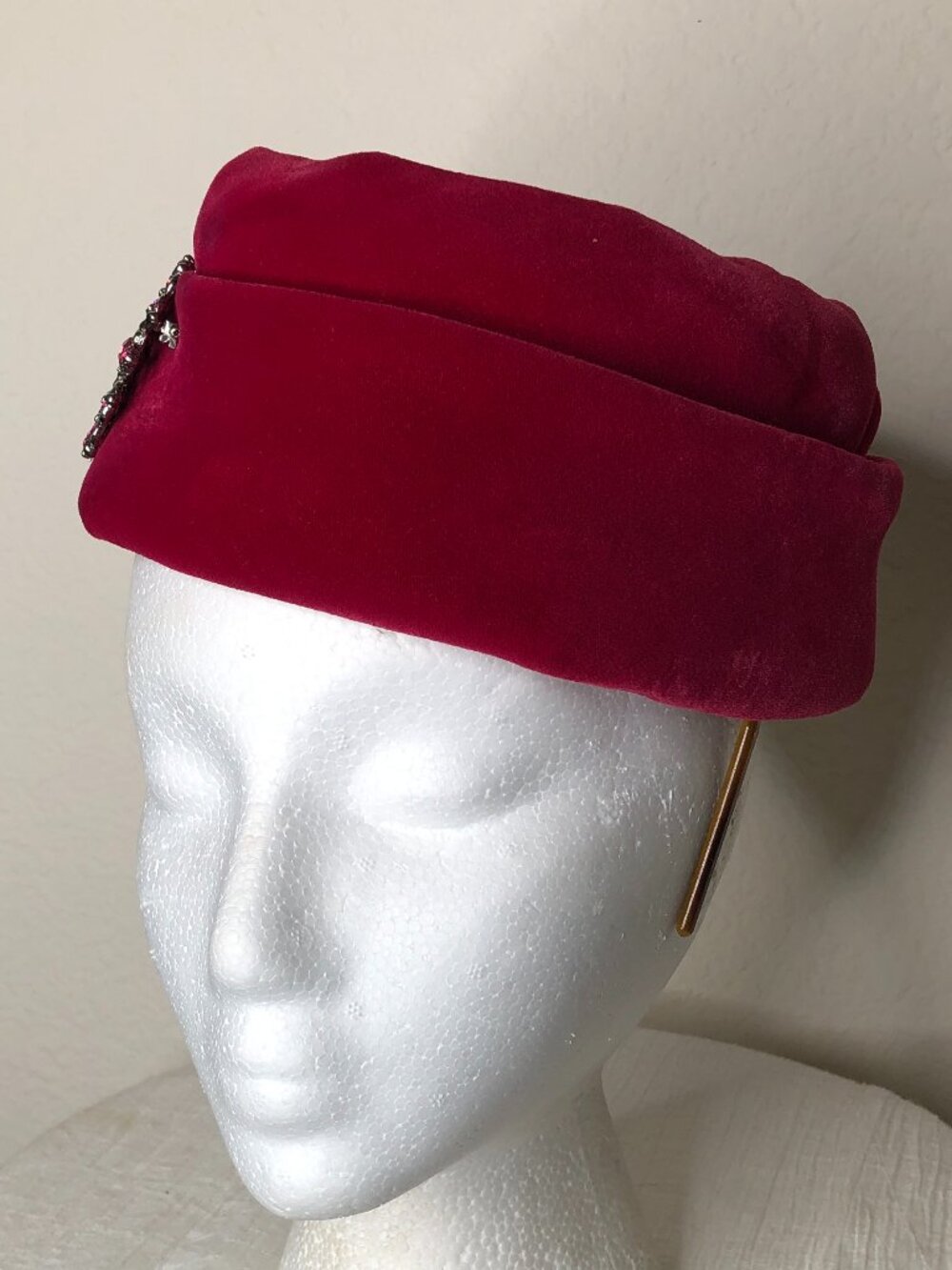 LOVELY, Vintage Pink Velvet Pillbox Hat